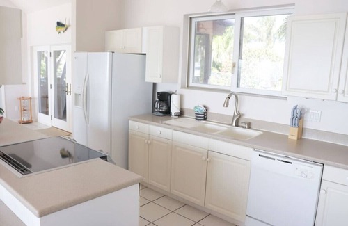 Sugarloaf Key House | The Hemingway - Beach Houses Key West