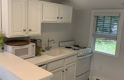 Mystic Apartment | The Hemingway Carriage House - Romantic & Private Downtown Mystic Getaway