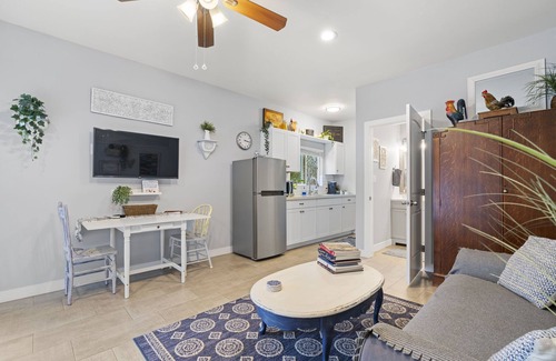F. Q. Story House | The Hen House: Enchanted Casita Near Downtown Phoenix