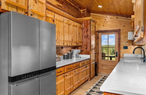 Laneville Cabin | The Hendo - Cabin #4
