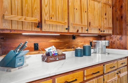 Laneville Cabin | The Hendo - Cabin #4