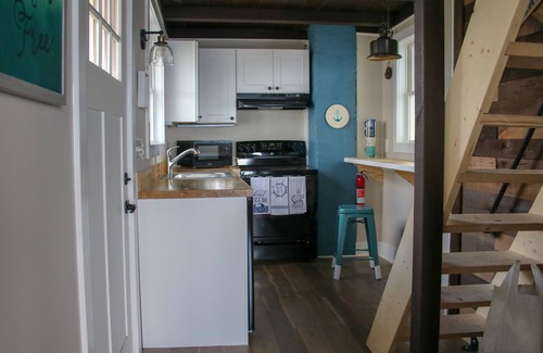 Fort Howard Cottage | The Heron's Nest at Atlantic Marina