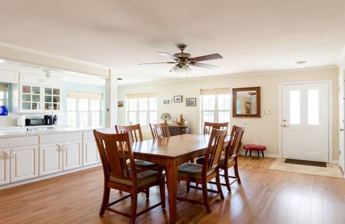 Lockhart House | The Hi-way Ranch Lockhart