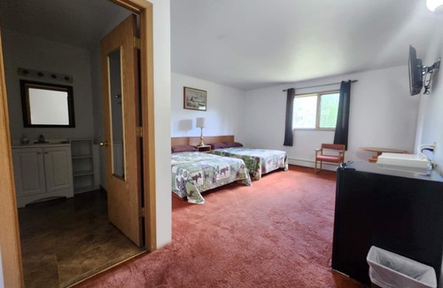 Sterling Hotel | The Hibernation Station