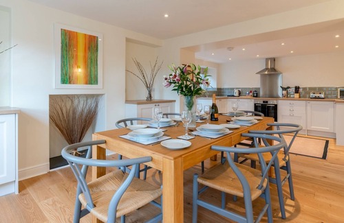 Lydney Cottage | The Hickory - a joint property with 2 hot tubs, Forest of Dean