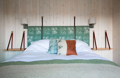Glenties Cabin | The Hidden Lodge, Ardara, Donegal. F94 X3C1