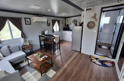 Dinero House | The Hideaway at Arrowhead (#1)