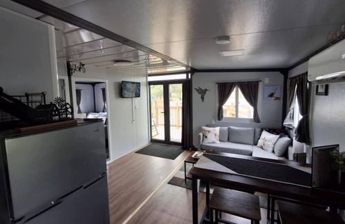 Dinero House | The Hideaway at Arrowhead (#1)