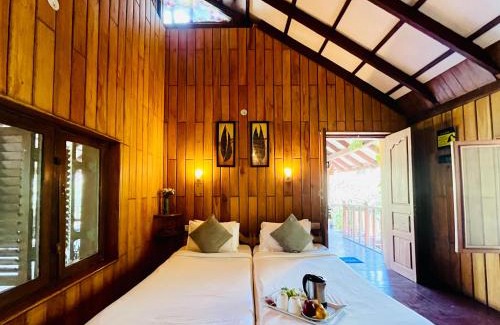 Hosur Hotel | The Hideaway Hosur by evaddo