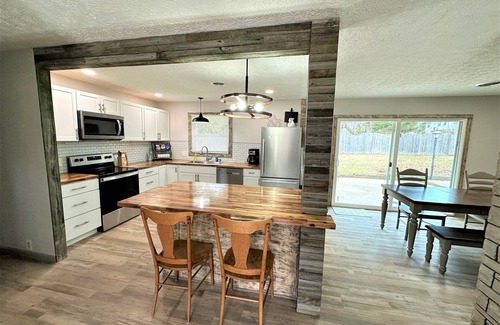 Oliver Springs House | The Hideaway Oliver Springs, Only Min from Windrock Park