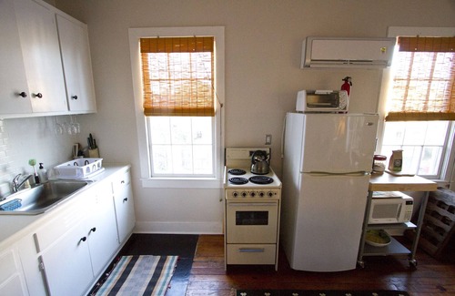Thomas Square House | The Hideaway Perch at Half Moon House