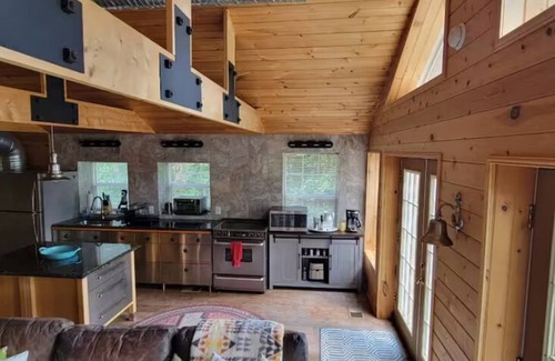 Glen Burnie House | The Hideaway Spot- Waterfront w/Dock on Long Cove