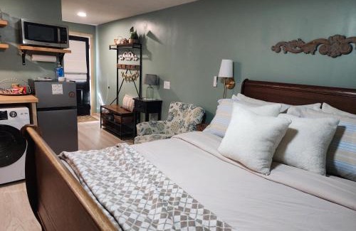 Near South Villa | The Hideaway