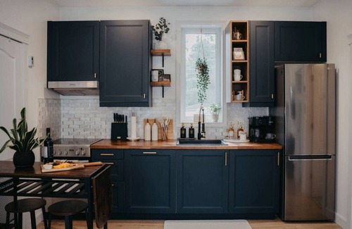 Barrie House | The Hideout Garden Suite
