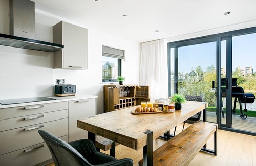 Cirencester House | The Hideout (ML44), Lower Mill Estate, Cotswolds