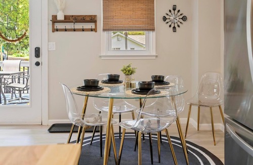 Gilman House | The Highland House at Amston Lake