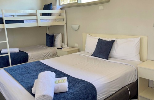 Maryborough Hotel | The Highlander Motel - 24HR Check In