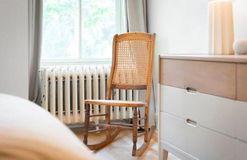 Linden Hills Apartment | The Hills House Beaches, Brews, Bites & Sights