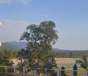 Rishikesh Apartment | The Hills & Waves