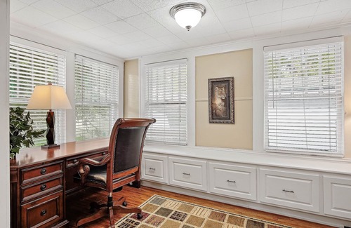 Olathe House | The Historic Chestnut House