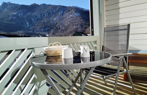 Hohenaschau im Chiemgau Apartment | The historic Haus zur Burg invites you: Apartment ciao-aschau Julia