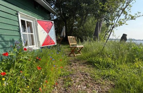 Baambrugse Zuwe Other | The Historical Trick Hut in the middle of the Lake