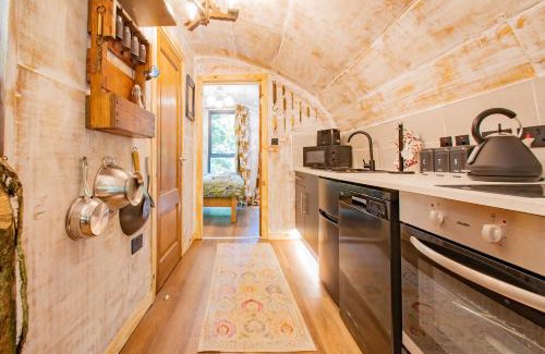 Edenfield Cabin | The Hobbit House