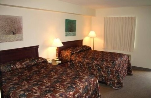 Olney Hotel | The Holiday Motel & Restaurant