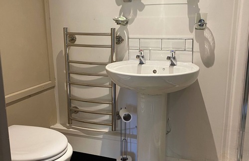 Southam Bed & Breakfast | The Hollybush Inn