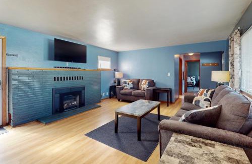 Hoodsport House | The Hoodsport Hideaway