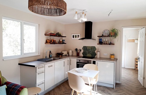 Christchurch Cabin | The Hoot - a gorgeous & secluded cabin on private wildlife reserve