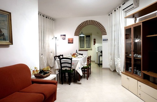 Carpino Apartment | The House of Beautiful Seeing