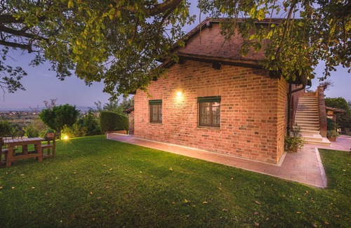 Acquaviva Apartment | The House of Oaks - Rustic