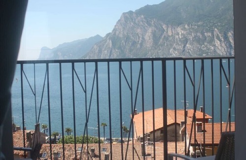 Torbole sul Garda Apartment | The house of the Winds in the center of Torbole