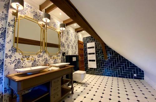 Tihany Hotel | The Houses of History - anno 1830