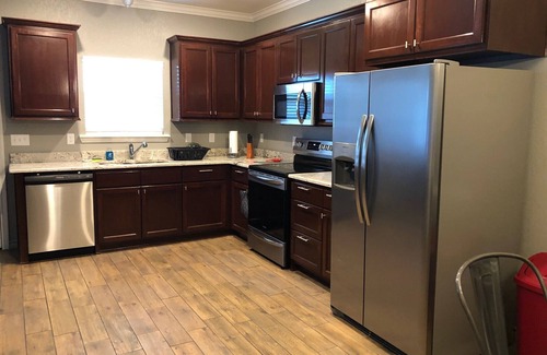 Tyler House | The Howdy, Apartment C, Building 2