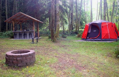 Langley RV Rental | THE HUCKLEBERRY GLAMPSITE,nEXPERIENCE THE MAGIC!