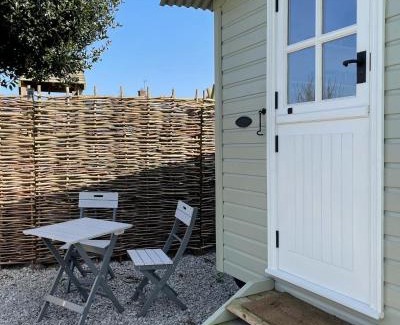 Naburn House | The Hut by the River