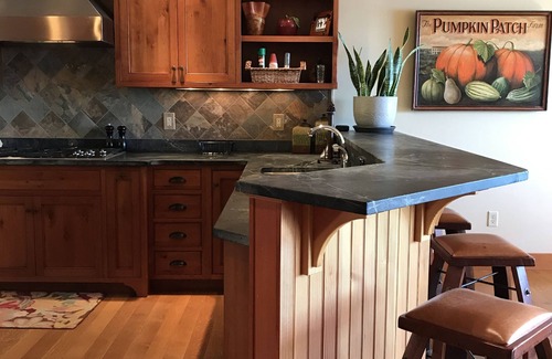 Meredith House | The Ideal Winnipesaukee Lakefront Retreat Right In Meredith Bay
