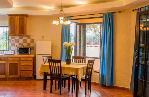 Los Naranjos Hotel | The Inn at Palo Alto