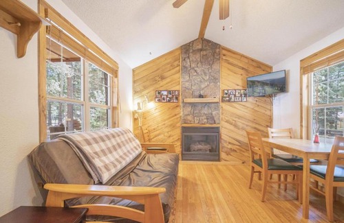 Bayfield Resort | The Iris Cabin #1 at Blue Spruce RV Park & Cabins