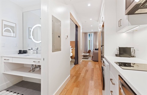 Cannonborough Elliotborough Apartment | The Iris Charleston