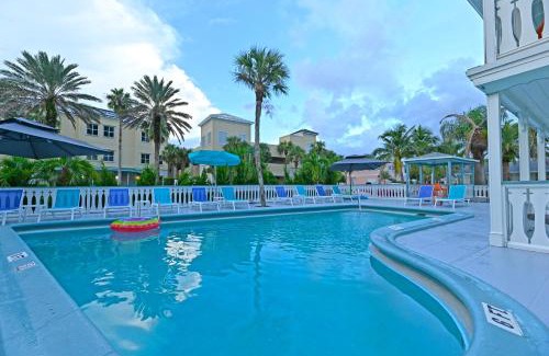 Central Beach Hotel | The Islander Inn
