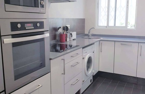 Les Tendetes Apartment | The Jardines del Turia Apartment by Florit Flats