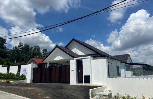 Kajang Villa | The Jasmine House Desa Putra w Private Pool 5 min Putrajaya