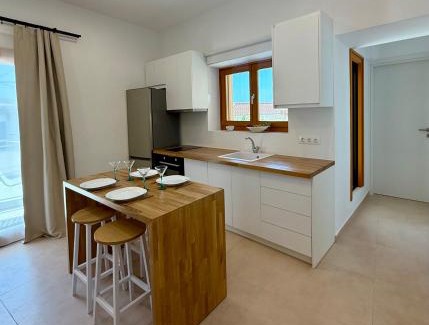 Aegina Town Apartment | The Jazz Suite