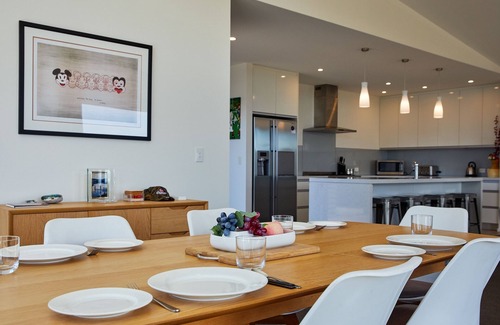 South Bay House | The Kaikoura Bach Retreat