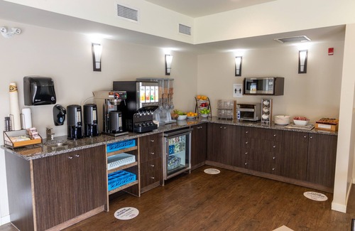 Blairmore Hotel | The Kanata by BCMInns Blairmore