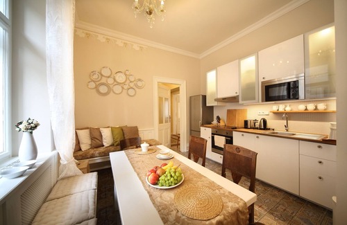 Prague 1 Apartment | The Karoline: Old World Charm In A 2 Bedroom 2 Bath Beauty By The Charles Bridge