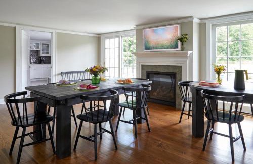 Kent Hotel | The Kent Collection - The Firefly Inn